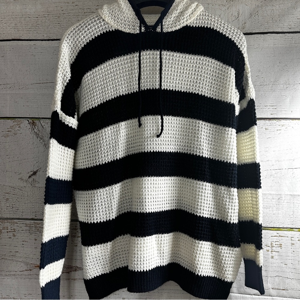 RUE21 Sweater Hoodie Oversized Large